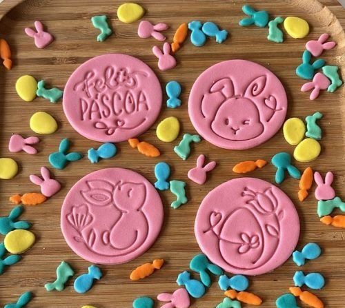 Cortador de Biscoito + 4 Marcadores Páscoa